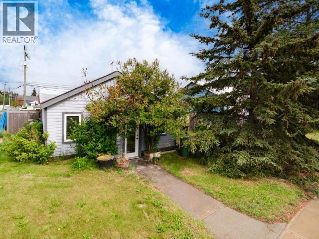 606 Ogilvie Street, Whitehorse, YT - Outdoor