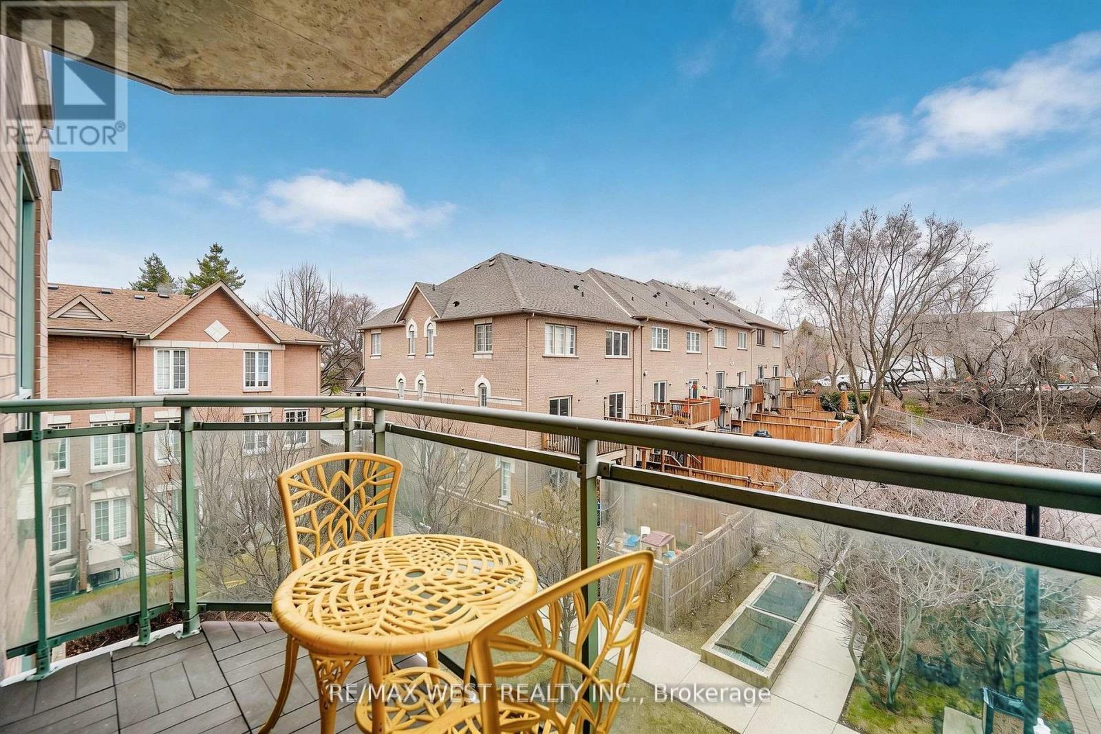 309 - 190 Manitoba Street, Toronto, ON - Outdoor