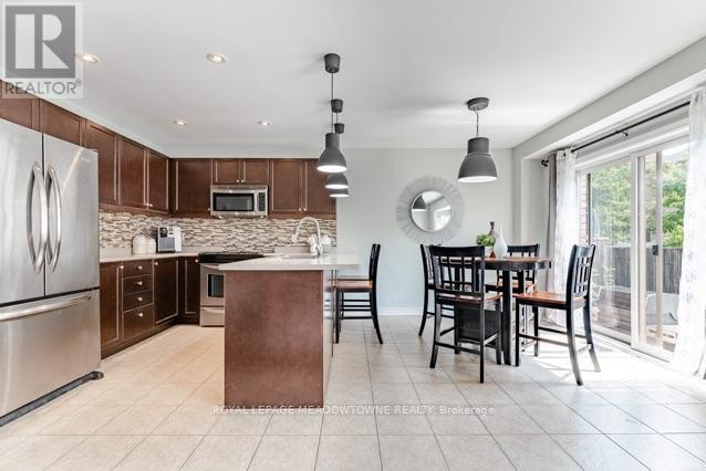 150 Mccready Drive, Milton, ON - Indoor Photo Showing Other Room