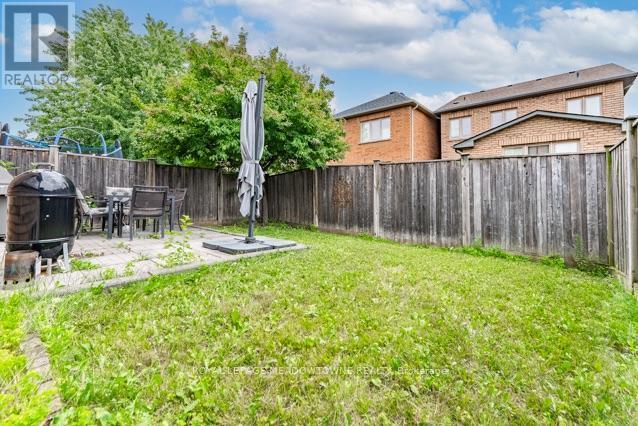 150 Mccready Drive, Milton, ON - Outdoor