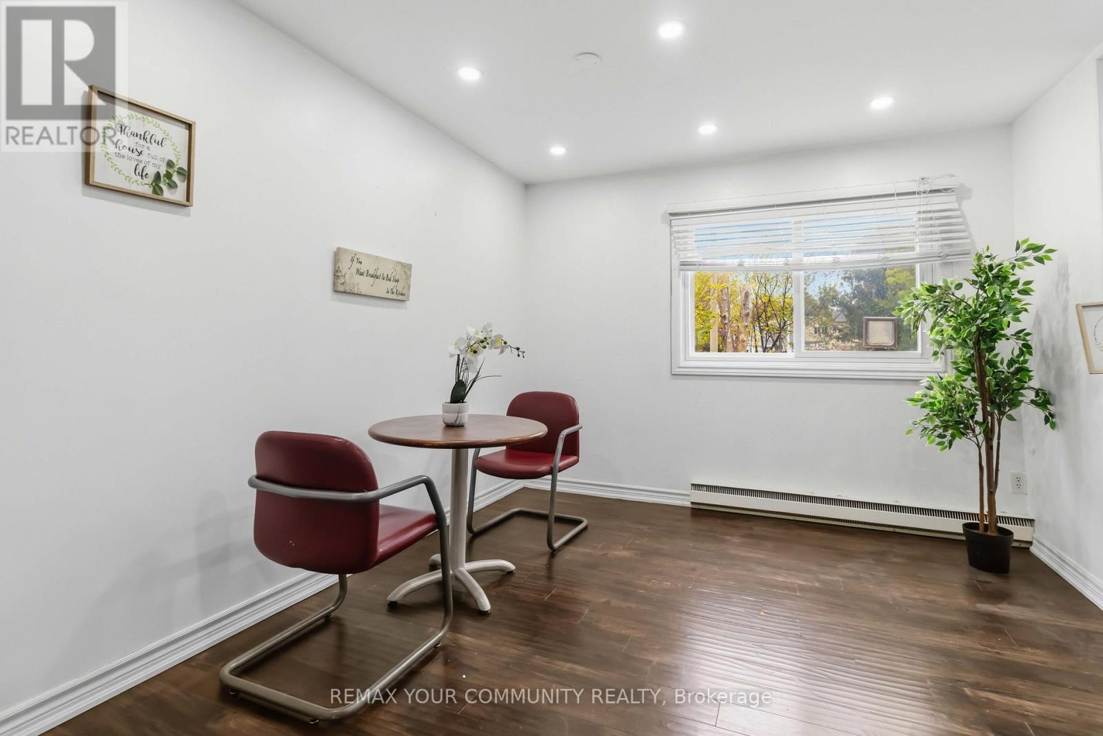 11 Grantbrook Court, Brampton, ON - Indoor Photo Showing Other Room