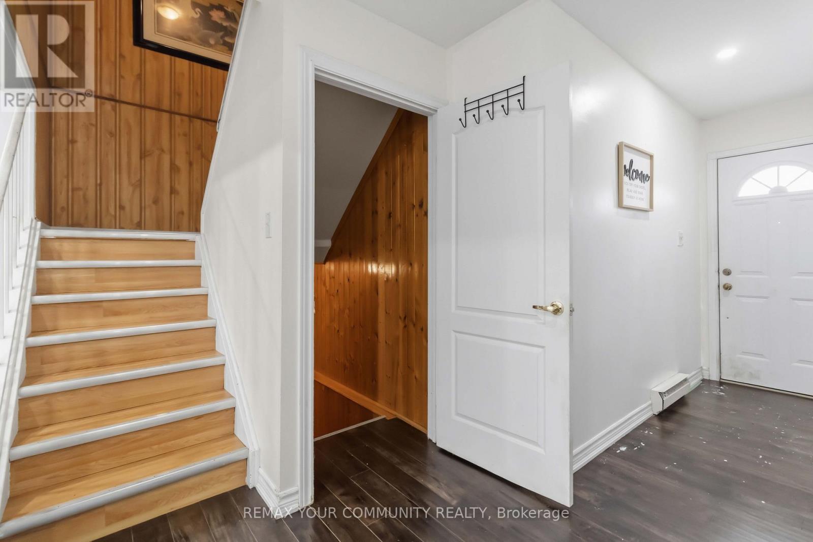 11 Grantbrook Court, Brampton, ON - Indoor Photo Showing Other Room