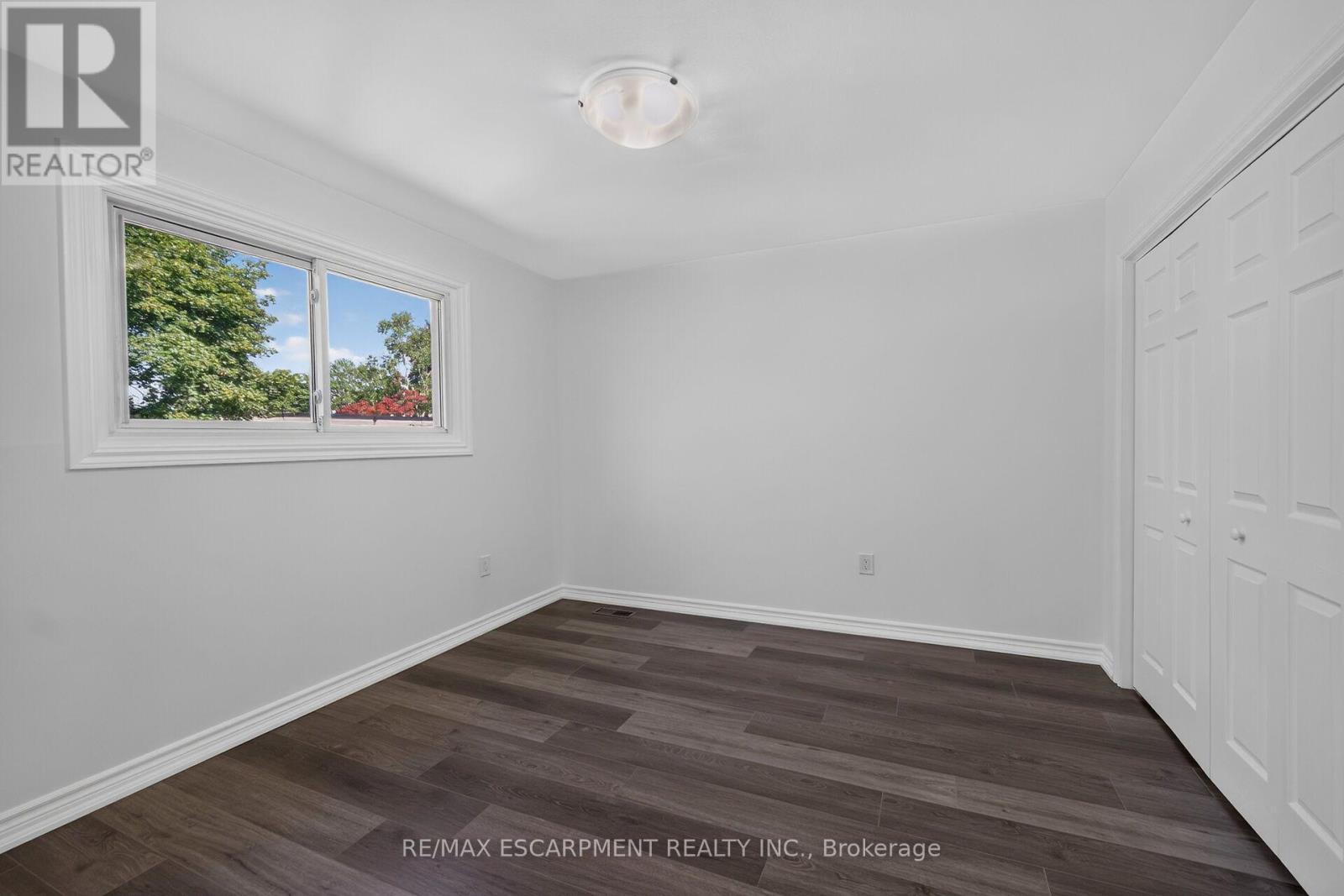 2 - 199 York Road, Hamilton, ON - Indoor Photo Showing Other Room