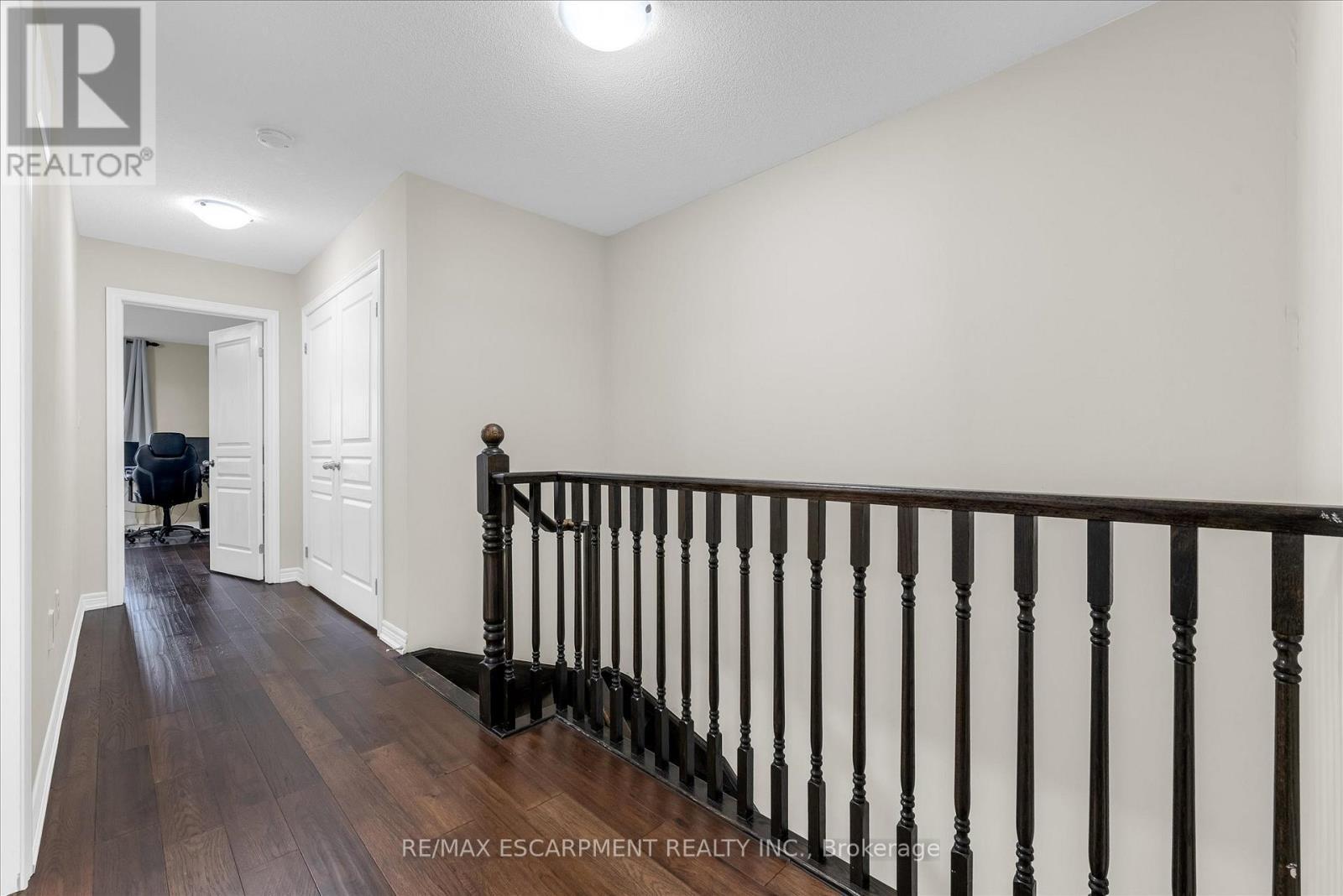 13 - 370 Stonehenge Drive, Hamilton, ON - Indoor Photo Showing Other Room