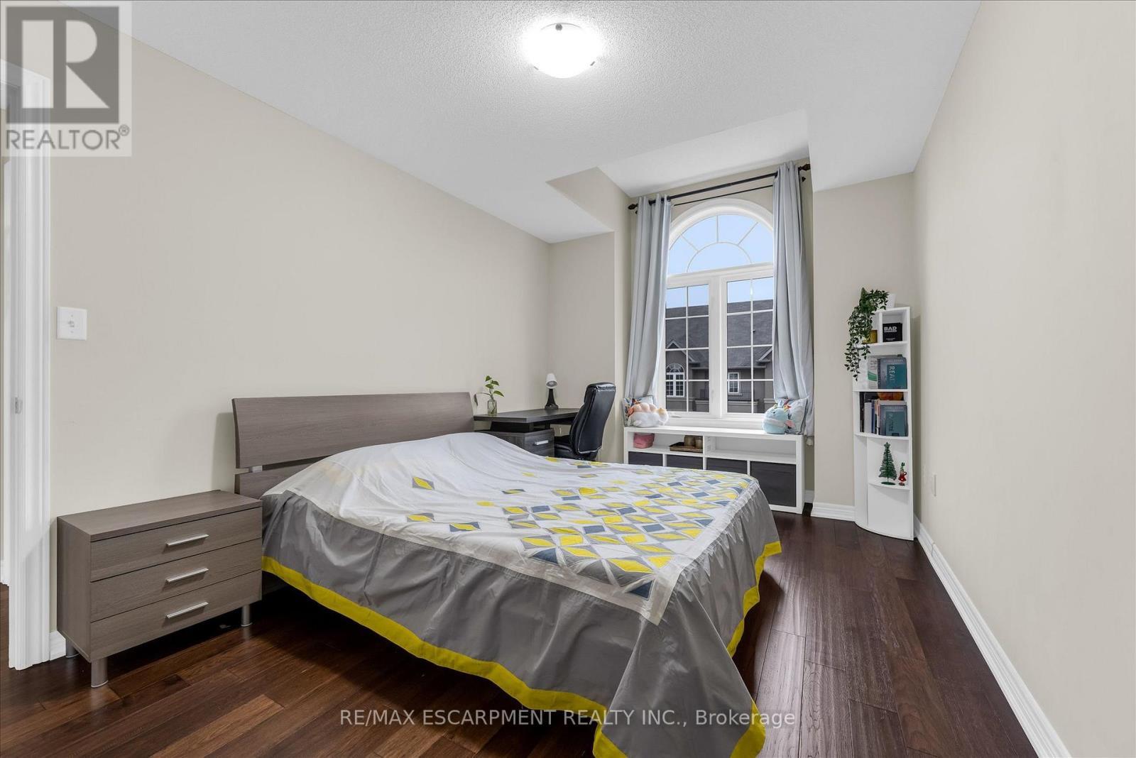 13 - 370 Stonehenge Drive, Hamilton, ON - Indoor Photo Showing Bedroom
