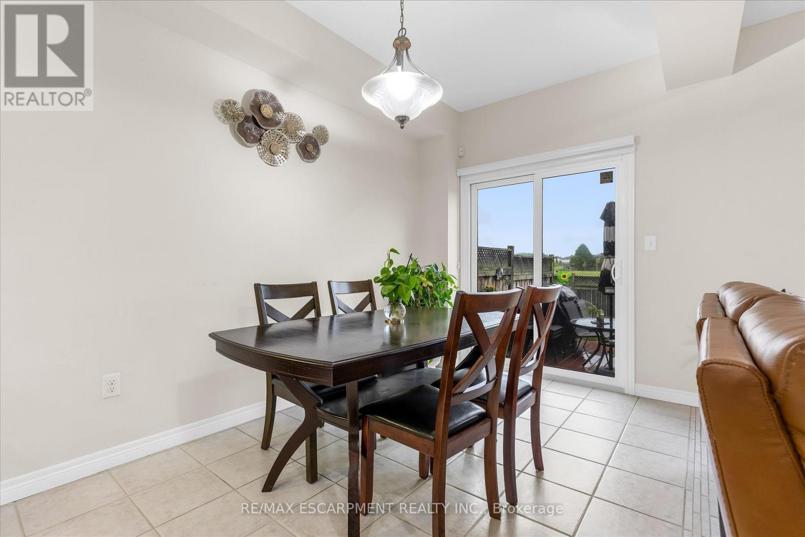13 - 370 Stonehenge Drive, Hamilton, ON - Indoor Photo Showing Dining Room