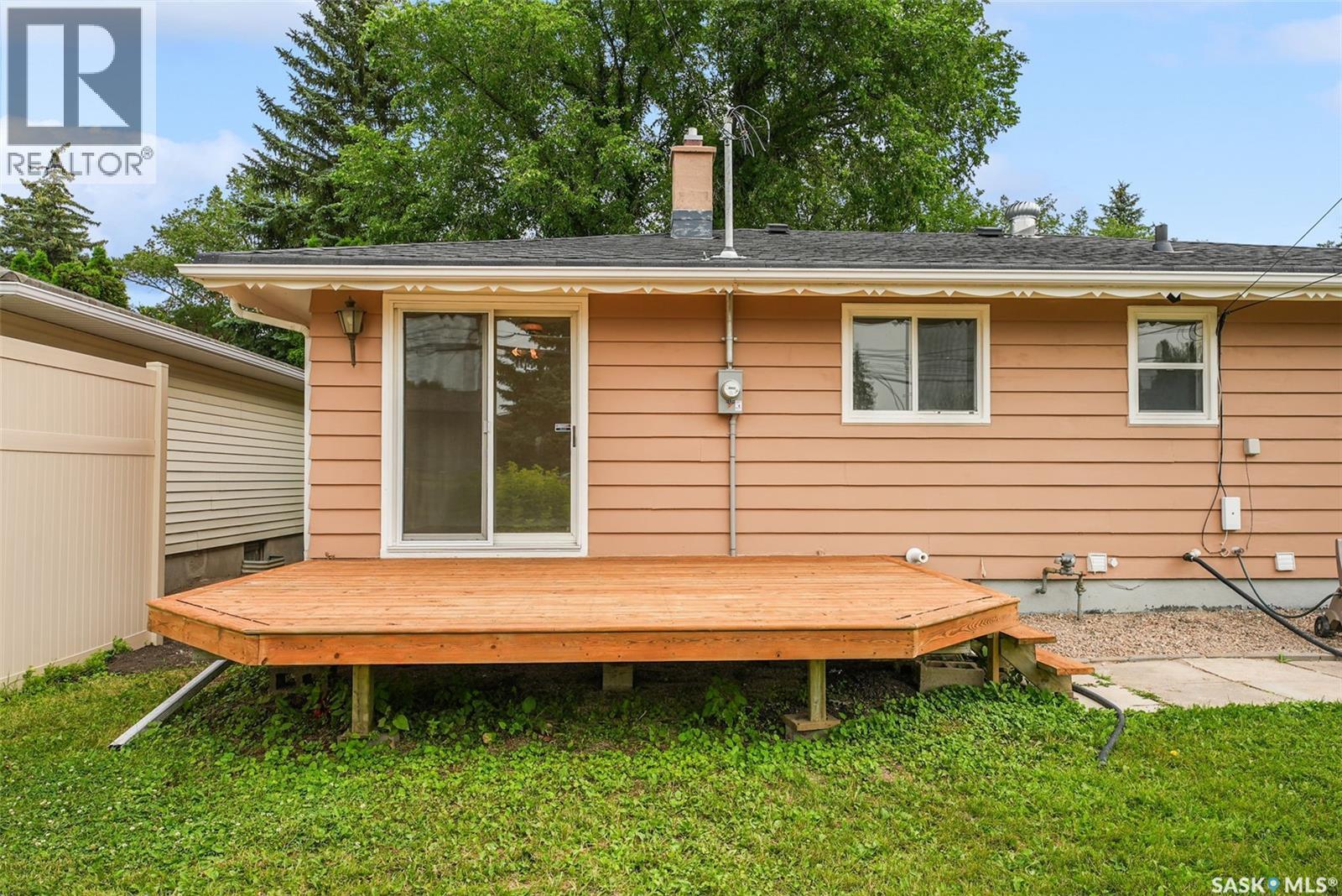 96 Marsh Crescent, Regina, SK - Outdoor With Deck Patio Veranda With Exterior