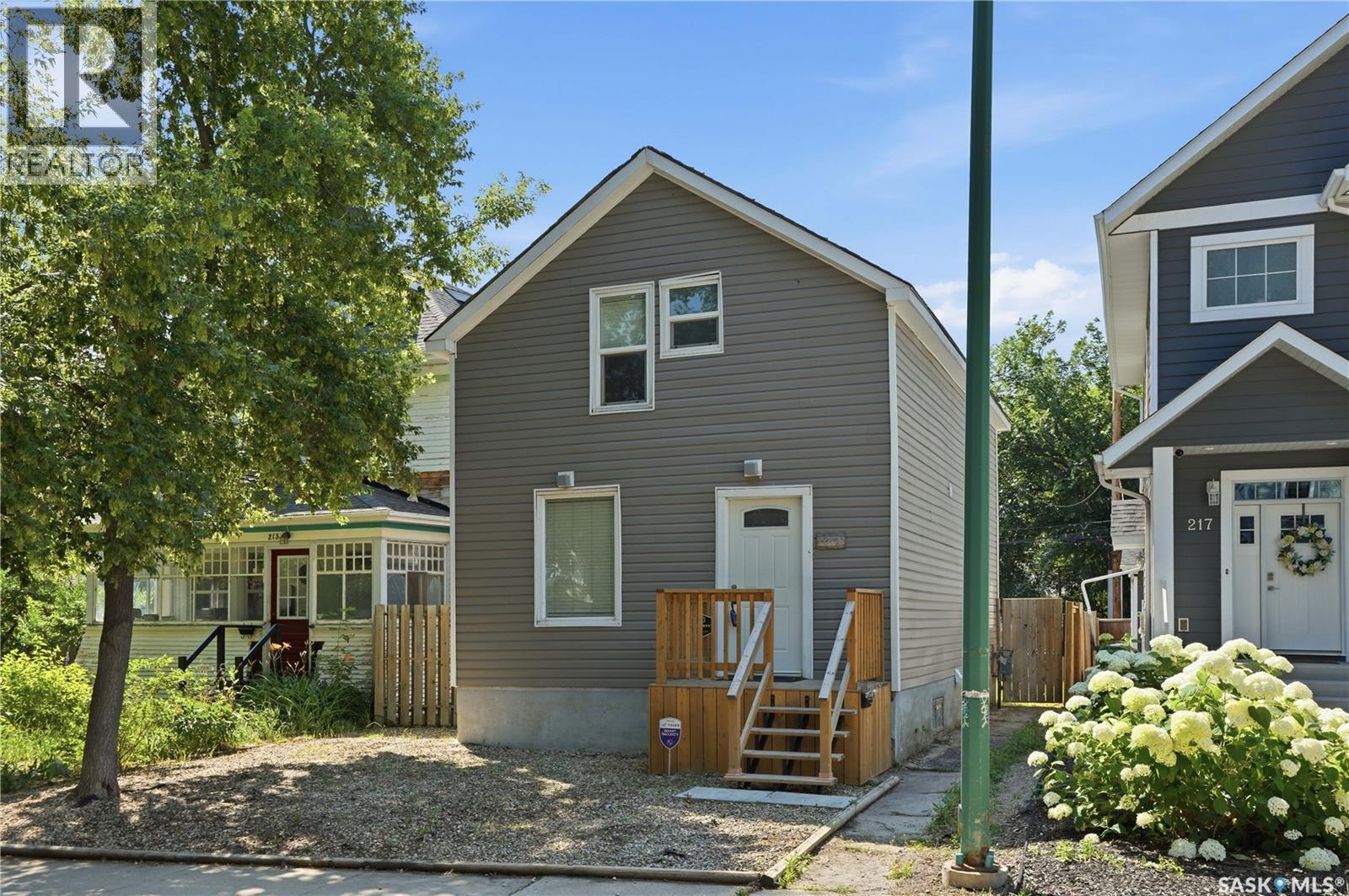 215 26Th Street W, Saskatoon, SK - Outdoor