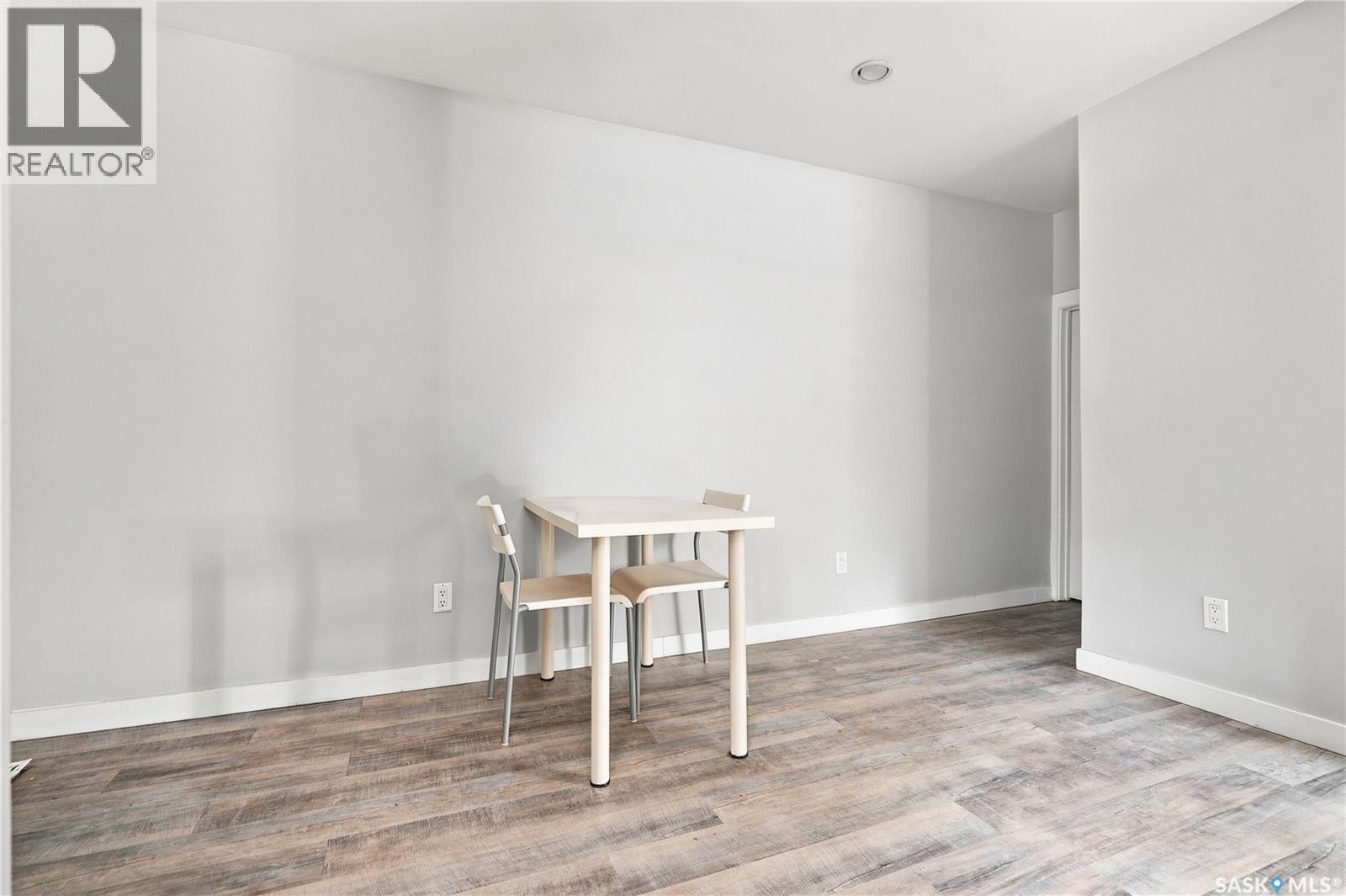 215 26Th Street W, Saskatoon, SK - Indoor