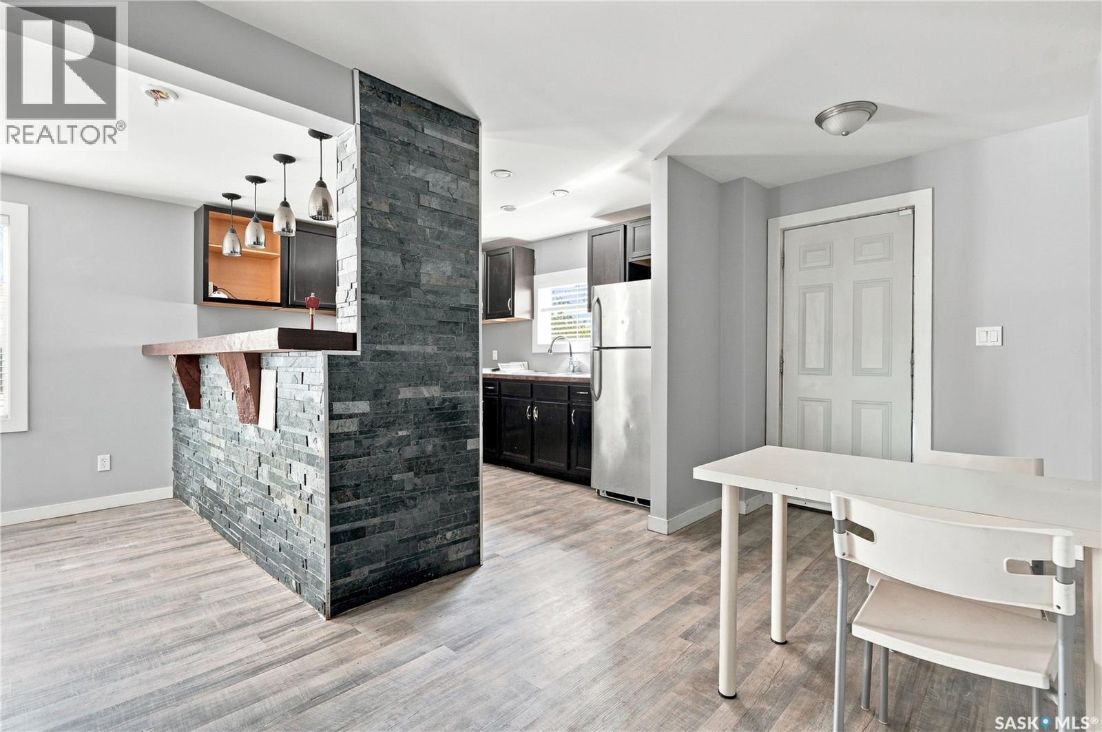 215 26Th Street W, Saskatoon, SK - Indoor Photo Showing Other Room