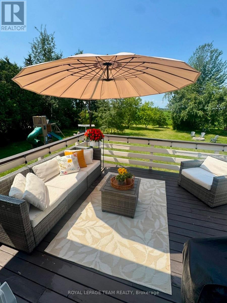 2584 Stagecoach Road, Ottawa, ON - Outdoor