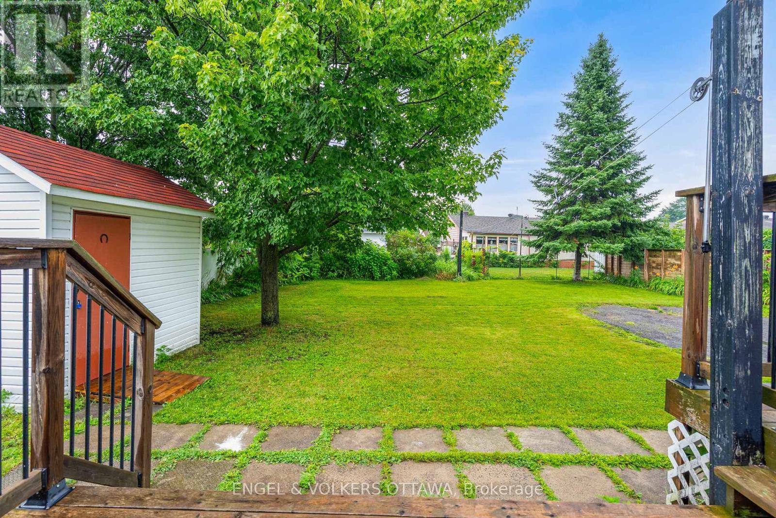 871 Notre Dame Street, Clarence-Rockland, ON - Outdoor