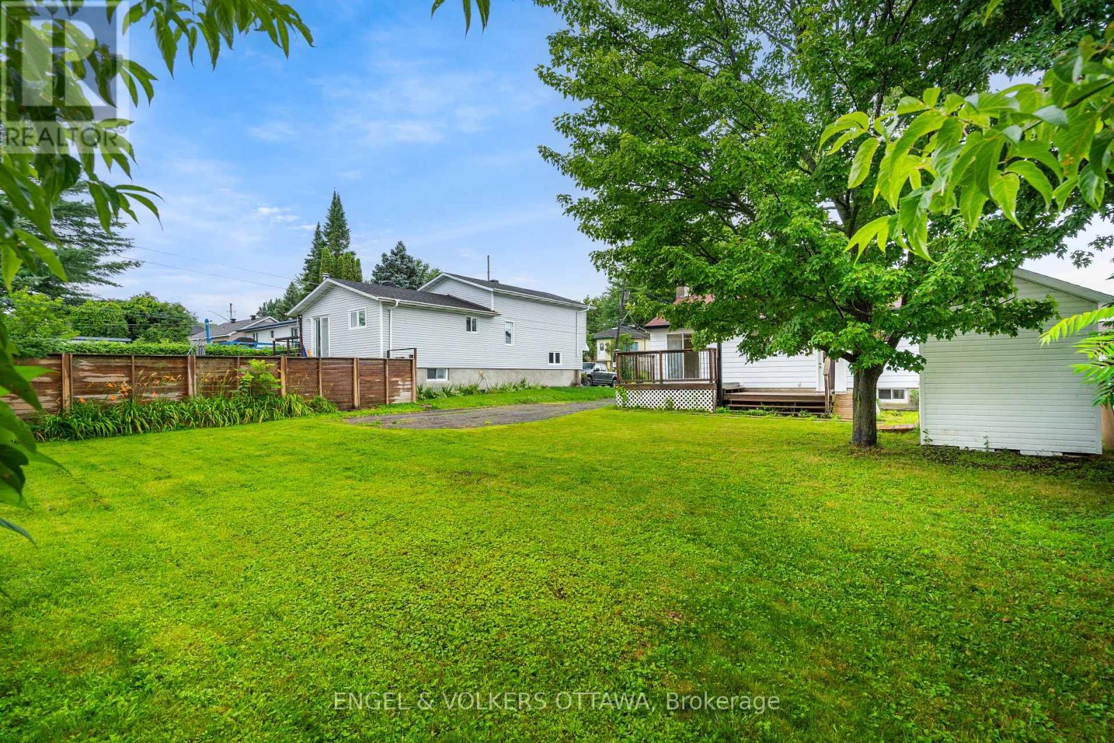 871 Notre Dame Street, Clarence-Rockland, ON - Outdoor