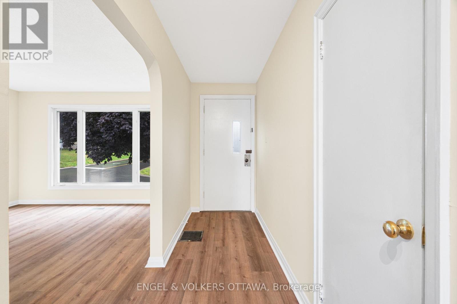 871 Notre Dame Street, Clarence-Rockland, ON - Indoor Photo Showing Other Room