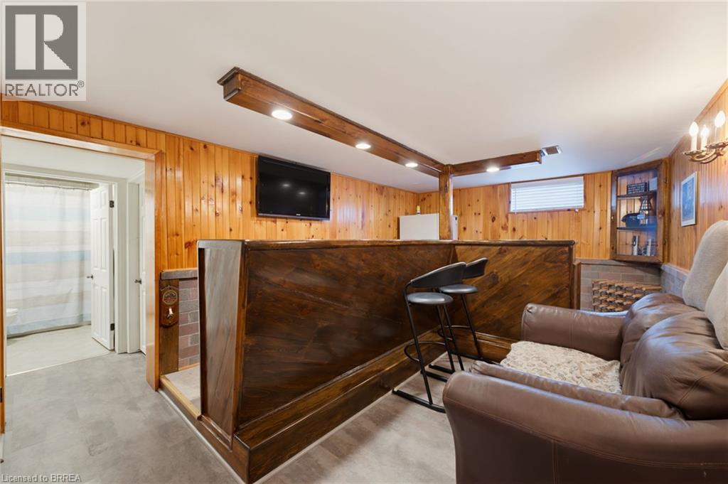 35 Varadi Avenue, Brantford, ON - Indoor