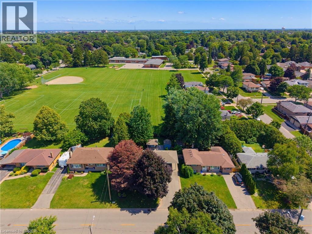 35 Varadi Avenue, Brantford, ON - Outdoor With View