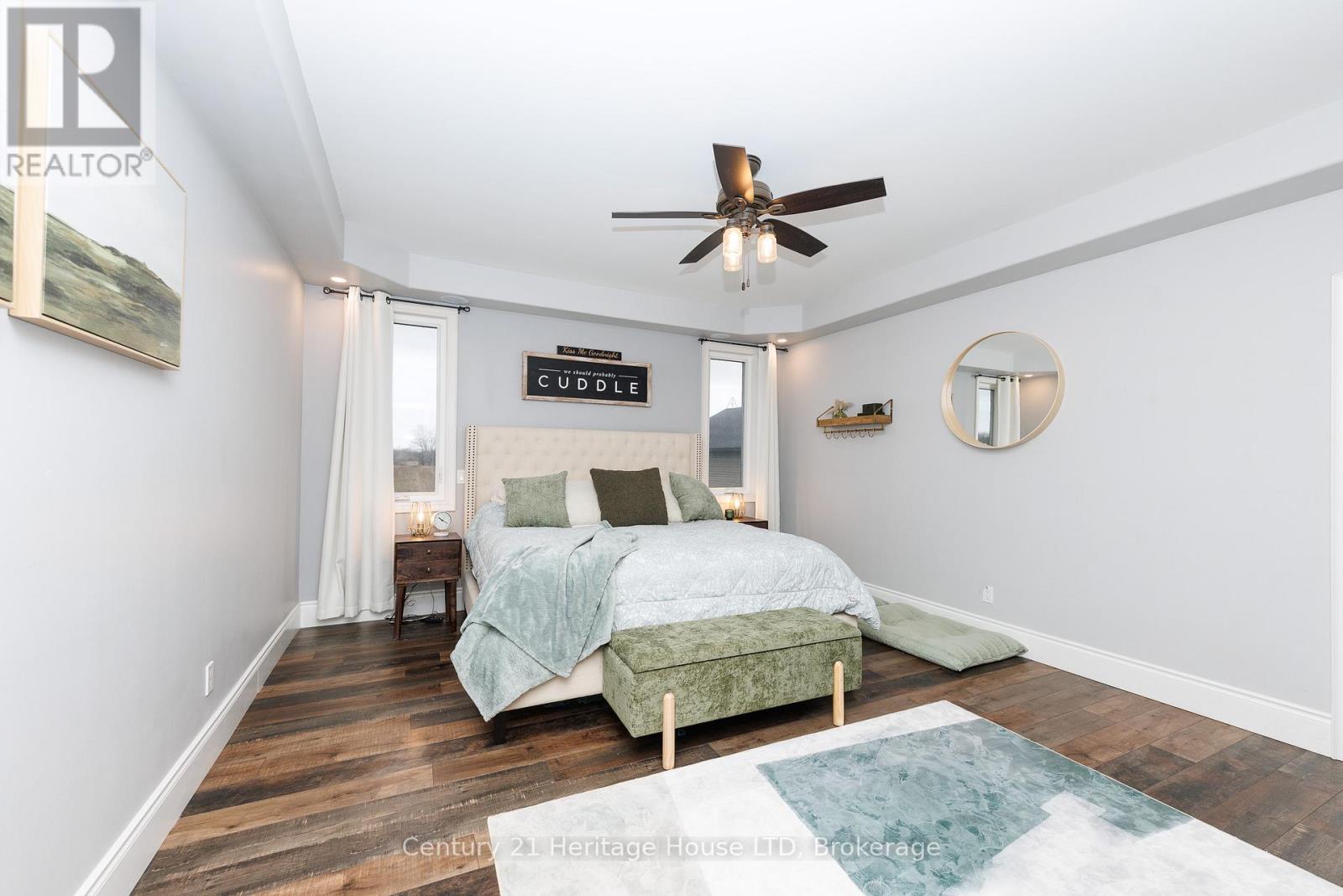 Primary Bedroom - 856 Lorraine Road, Port Colborne (Sherkston), ON - Indoor Photo Showing Bedroom