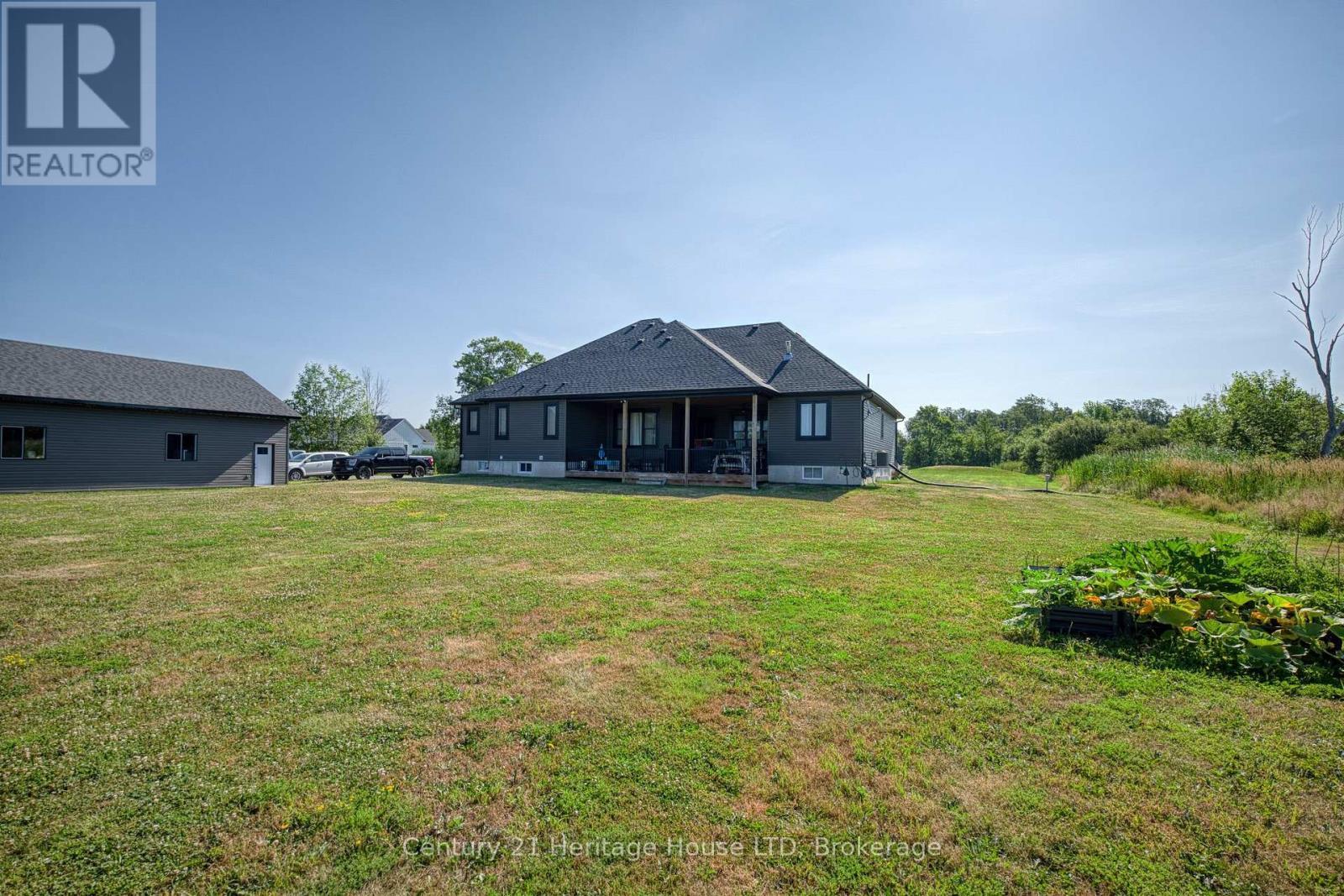 856 Lorraine Road, Port Colborne (Sherkston), ON - Outdoor With Deck Patio Veranda