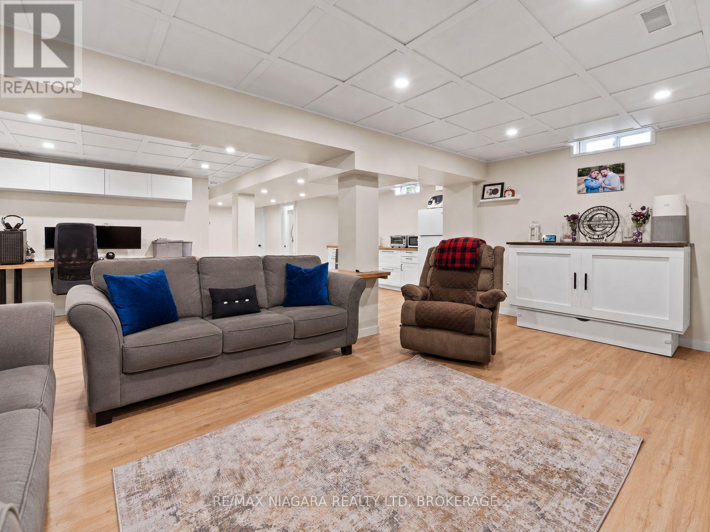 17 Jackson Court W, Welland (N. Welland), ON - Indoor
