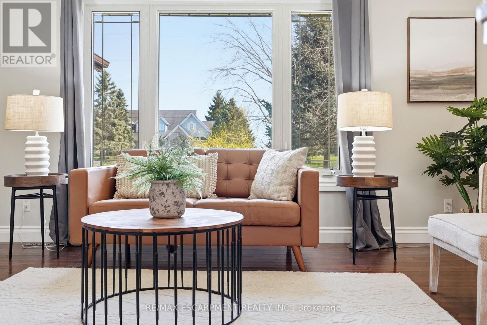 133 New Lakeshore Road, Norfolk, ON - Indoor
