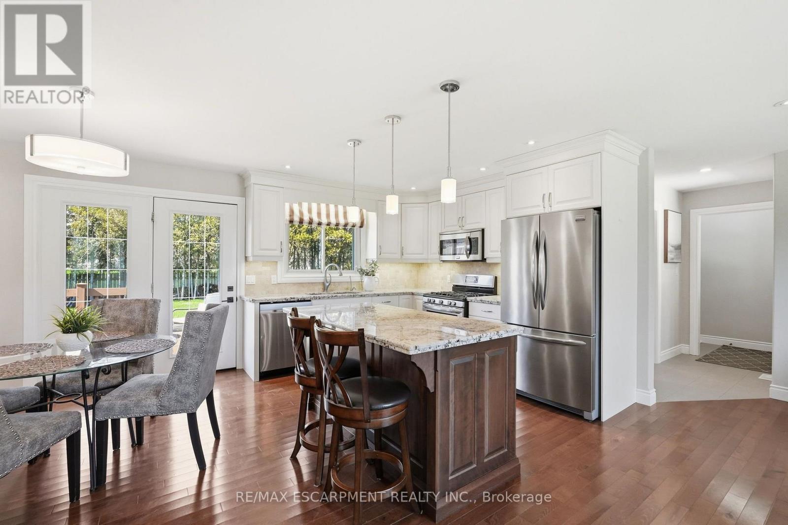 133 New Lakeshore Road, Norfolk, ON - Indoor