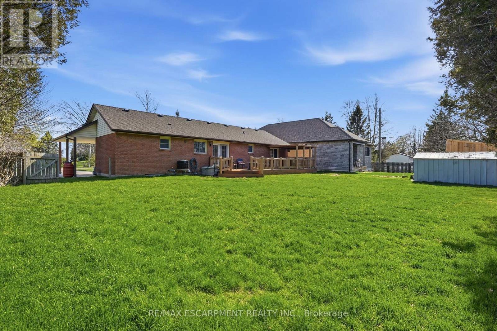 133 New Lakeshore Road, Norfolk, ON - Outdoor With Backyard