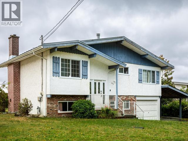 3571 Mackenzie Ave, Powell River, BC - Outdoor