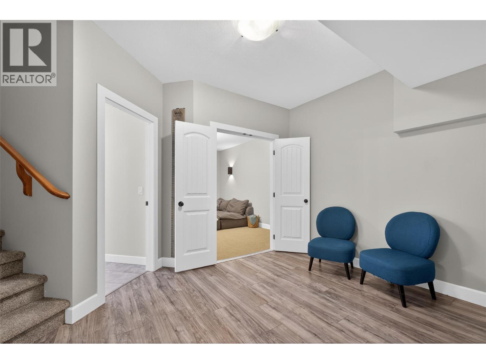 4588 Raymer Road, Kelowna, BC - Indoor Photo Showing Other Room