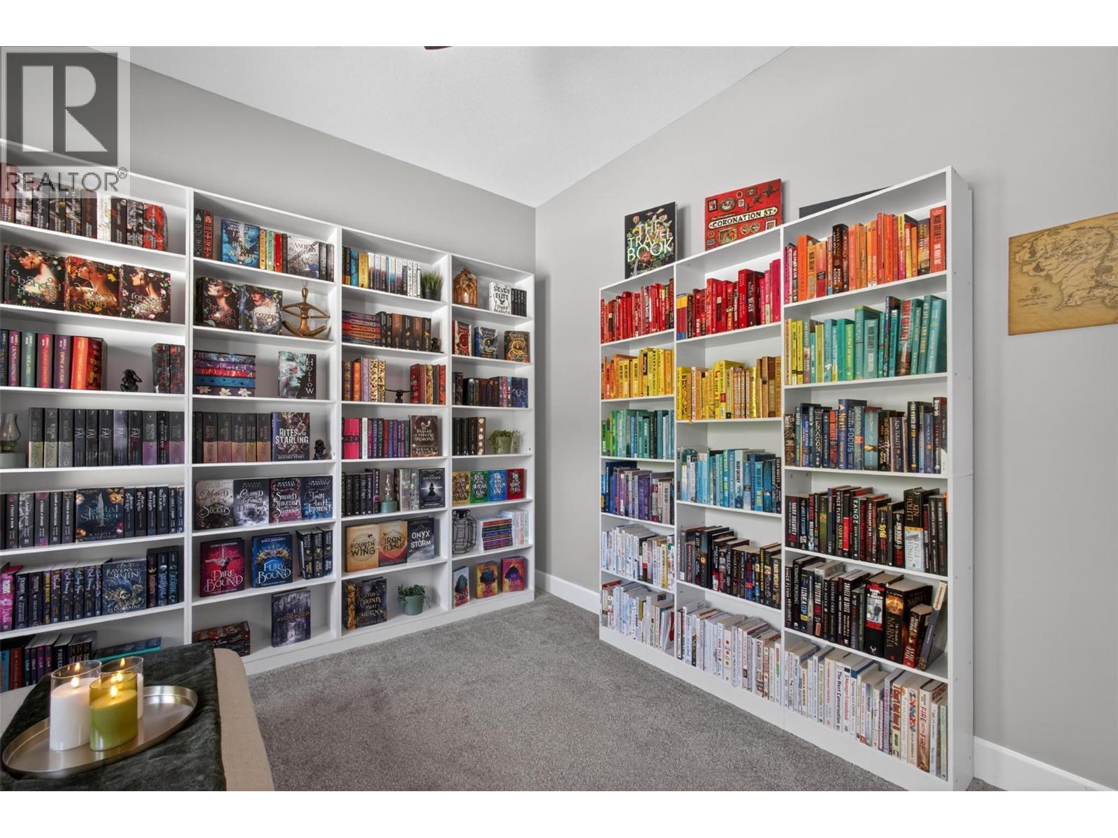 4588 Raymer Road, Kelowna, BC - Indoor Photo Showing Office