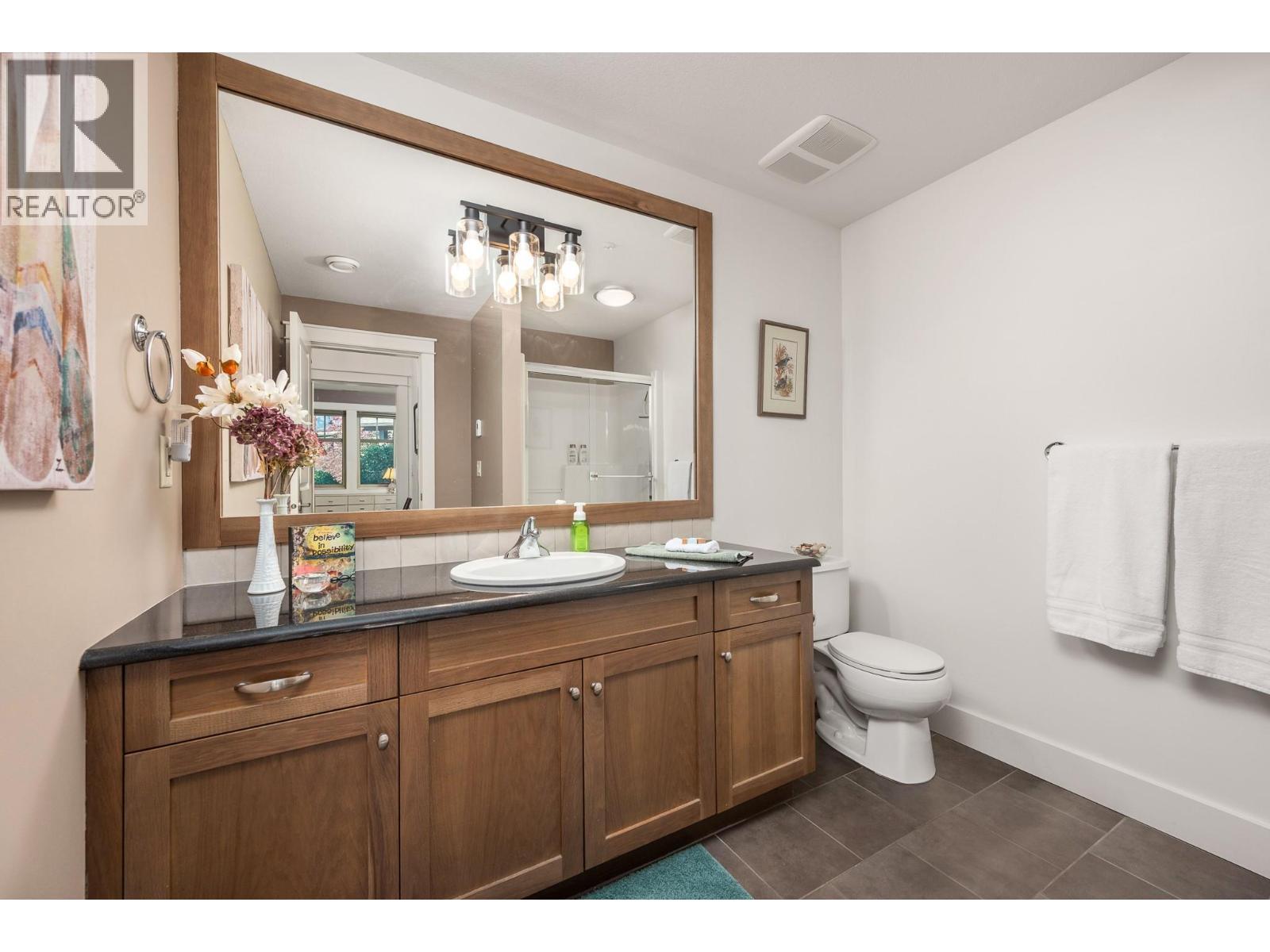 333 Longspoon Drive Unit# 19, Vernon, BC - Indoor Photo Showing Bathroom