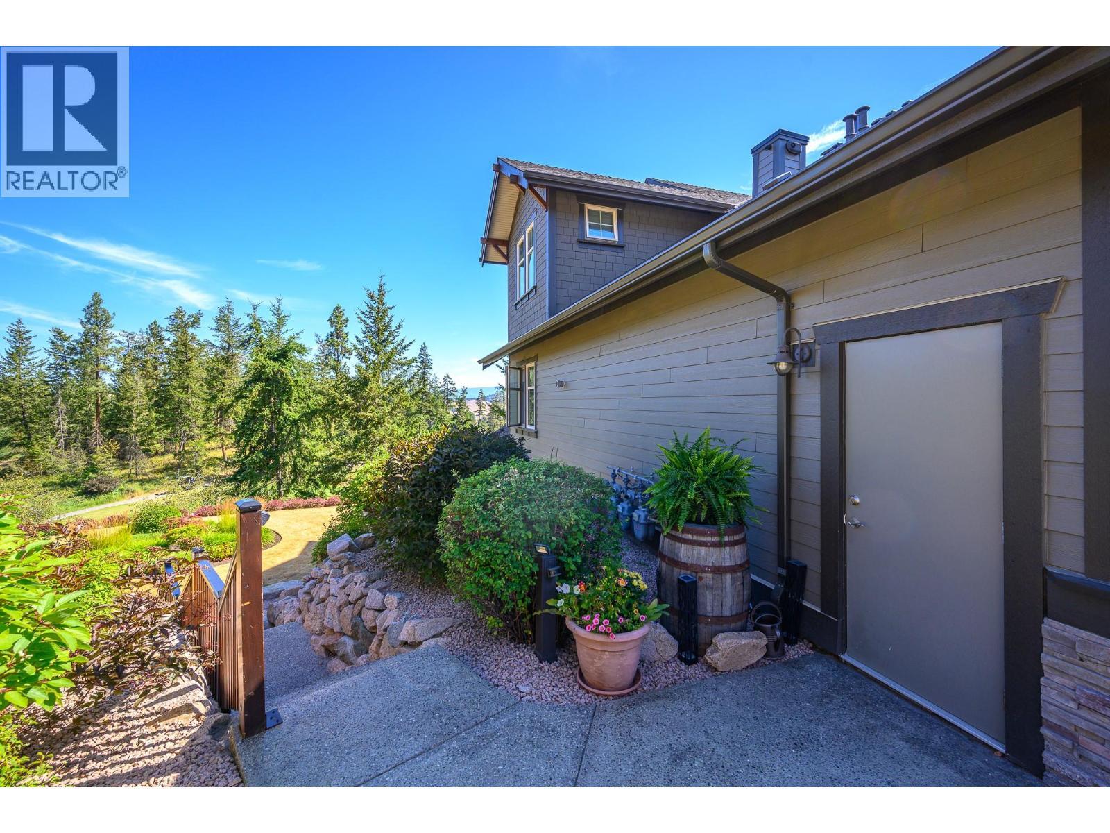 333 Longspoon Drive Unit# 19, Vernon, BC - Outdoor With Exterior