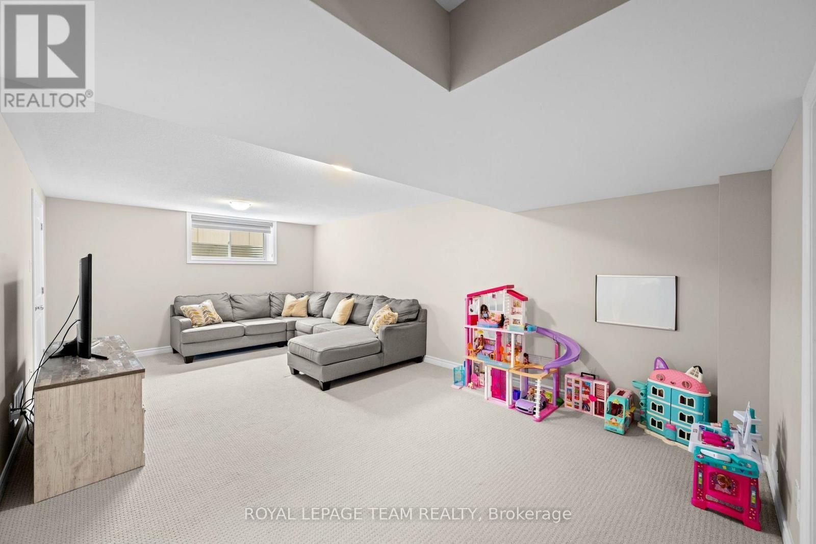 661 Jerome Jodoin Drive, Ottawa, ON - Indoor Photo Showing Other Room