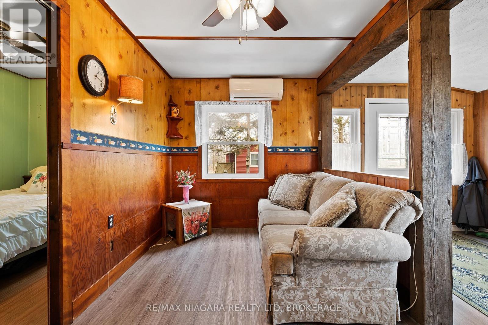 32 Erie Heights Line, Haldimand (Dunnville), ON - Indoor