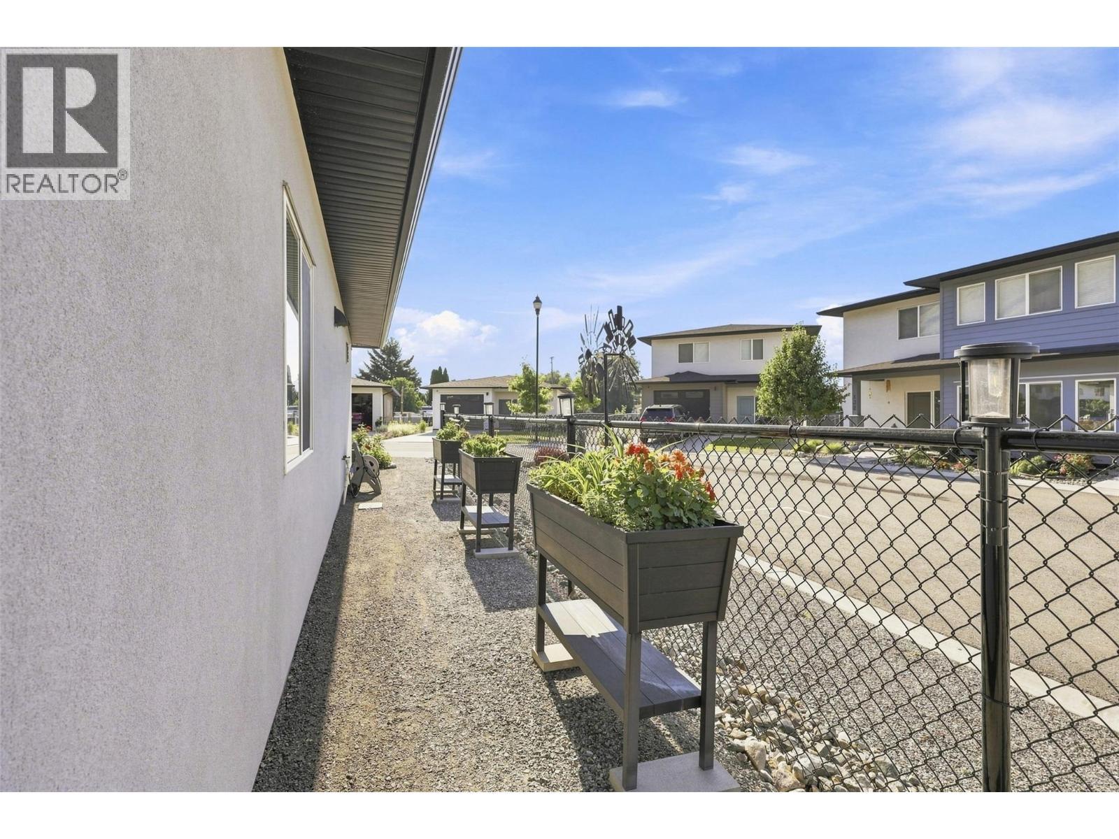 2683 Ord Road Unit# 163, Kamloops, BC - Outdoor With Deck Patio Veranda