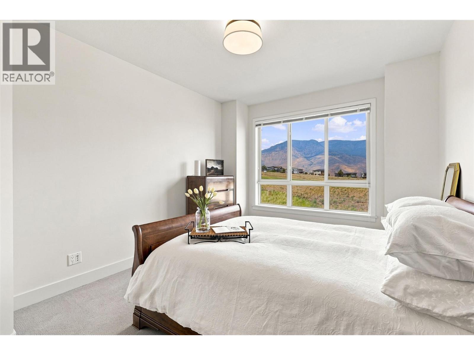 130 Colebrook Road Unit# 88, Kamloops, BC - Indoor Photo Showing Bedroom