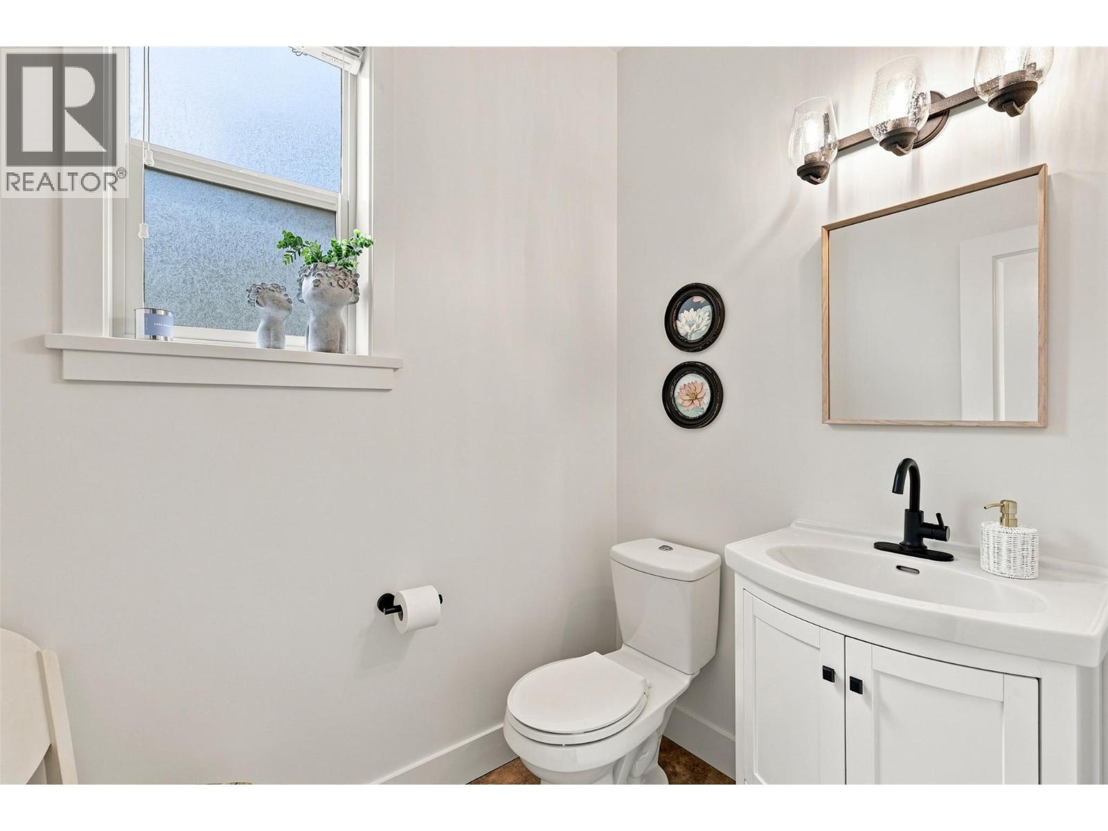130 Colebrook Road Unit# 88, Kamloops, BC - Indoor Photo Showing Bathroom