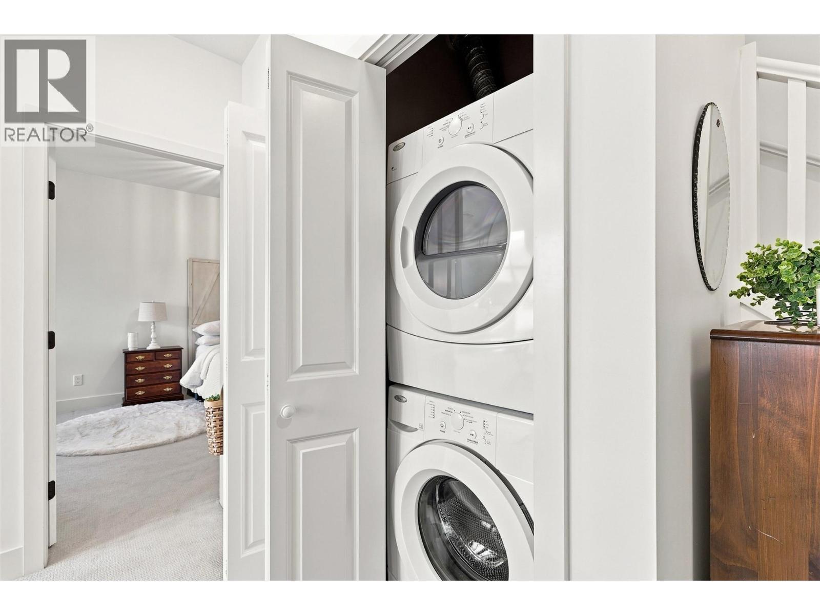 130 Colebrook Road Unit# 88, Kamloops, BC - Indoor Photo Showing Laundry Room