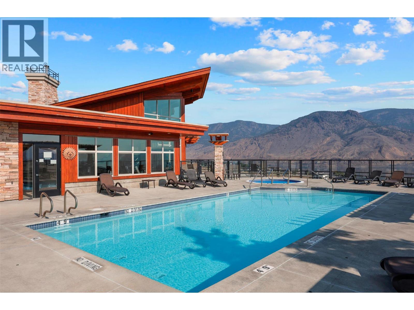 130 Colebrook Road Unit# 88, Kamloops, BC - Outdoor With In Ground Pool