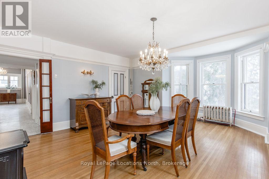29 Tecumseth Street, Orillia, ON - Indoor Photo Showing Dining Room