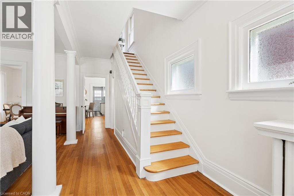 25 W Suffolk Street W, Guelph, ON - Indoor Photo Showing Other Room