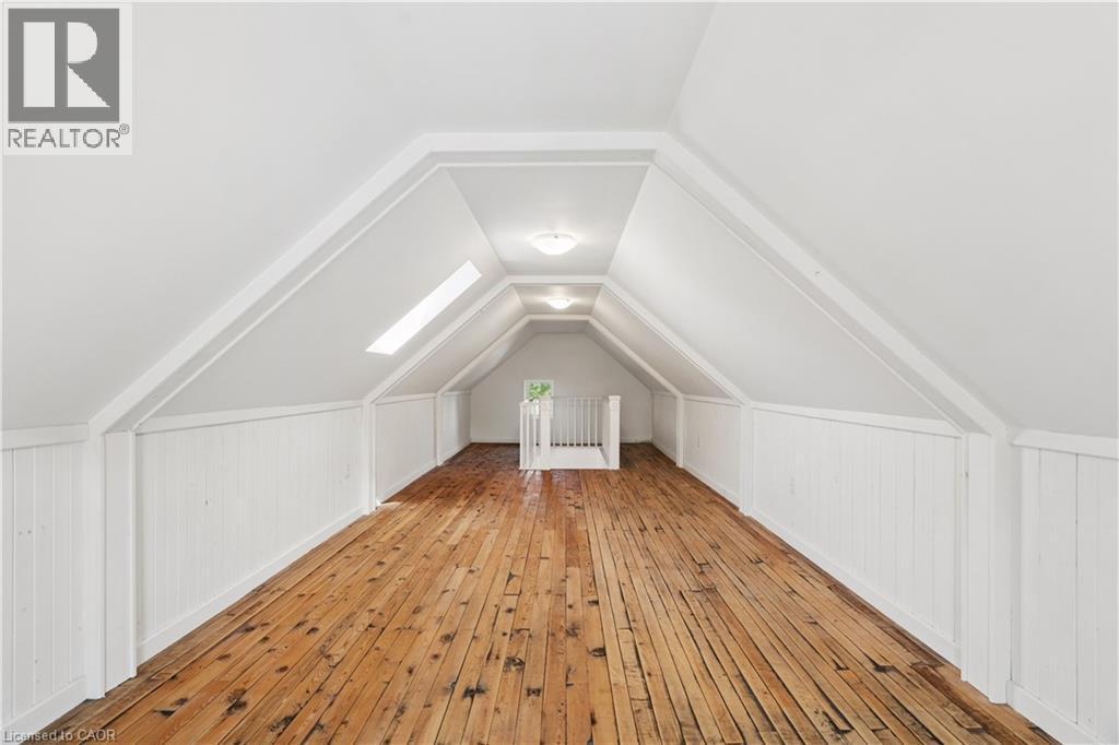 25 W Suffolk Street W, Guelph, ON - Indoor Photo Showing Other Room