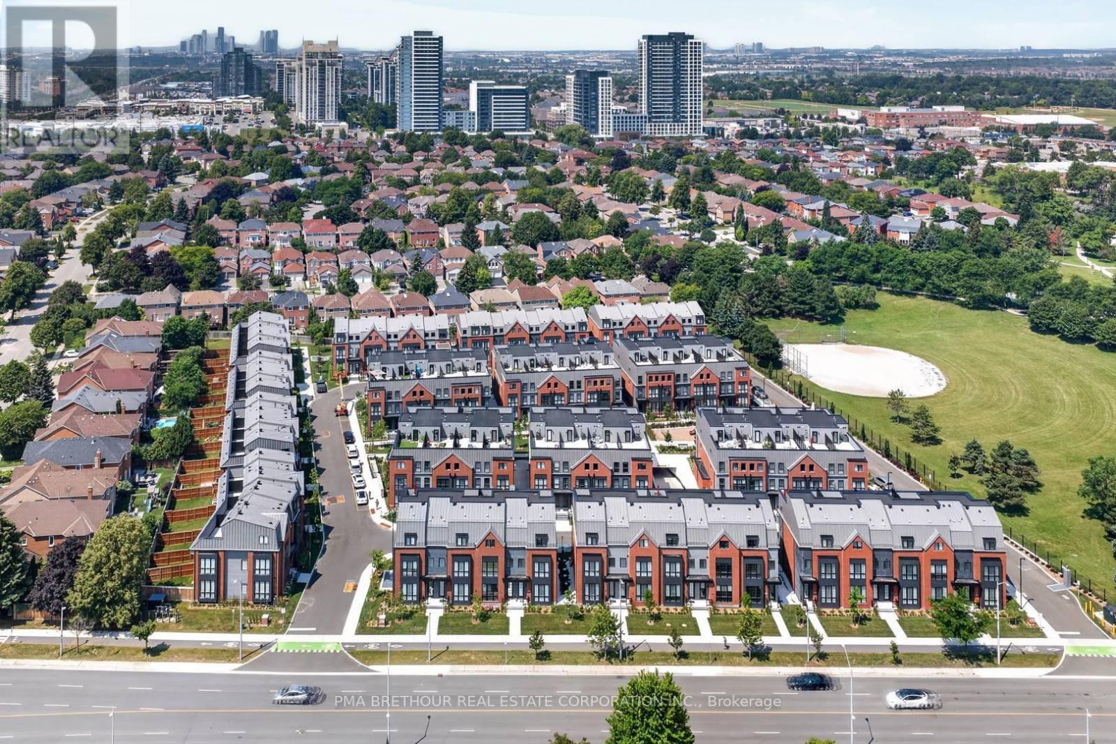 52 Burleigh Mews, Vaughan, ON - Outdoor With View