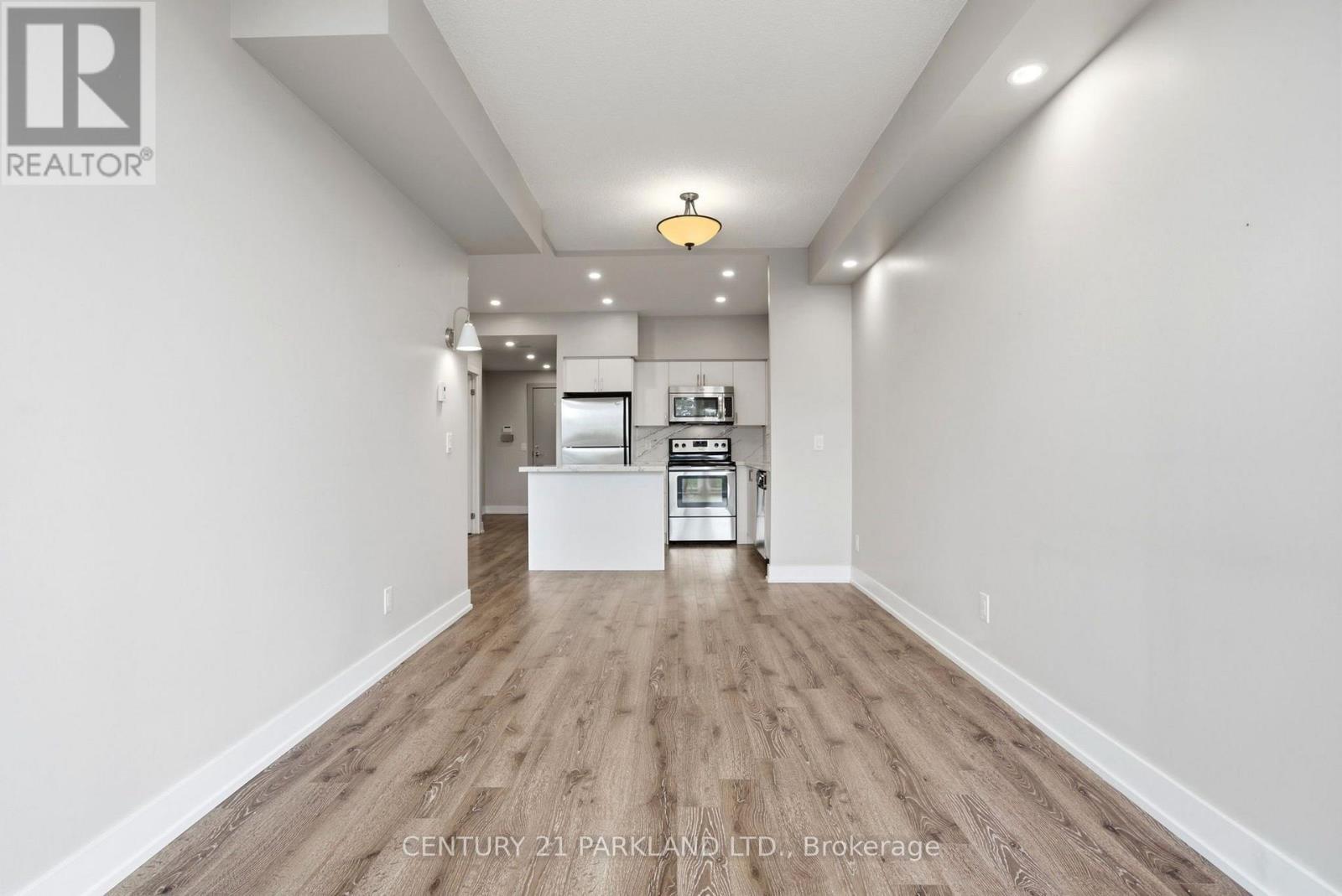 602 - 1638 Bloor Street W, Toronto, ON - Indoor