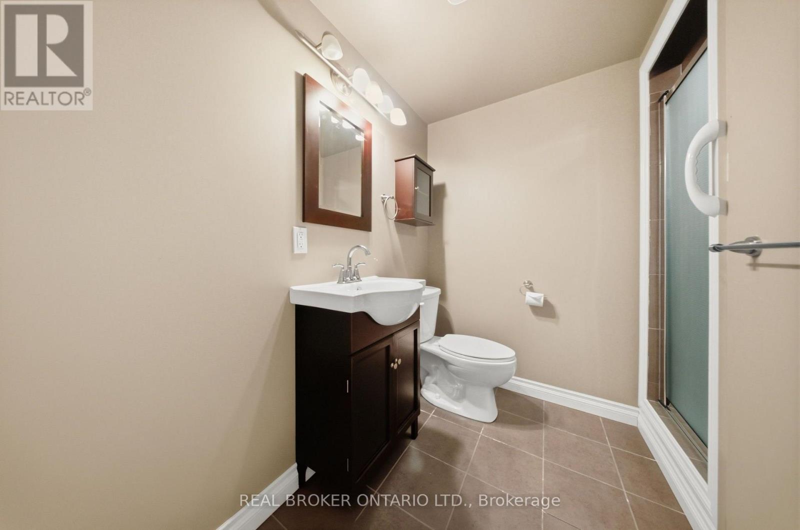 3157 Palmer Drive, Burlington, ON - Indoor Photo Showing Bathroom