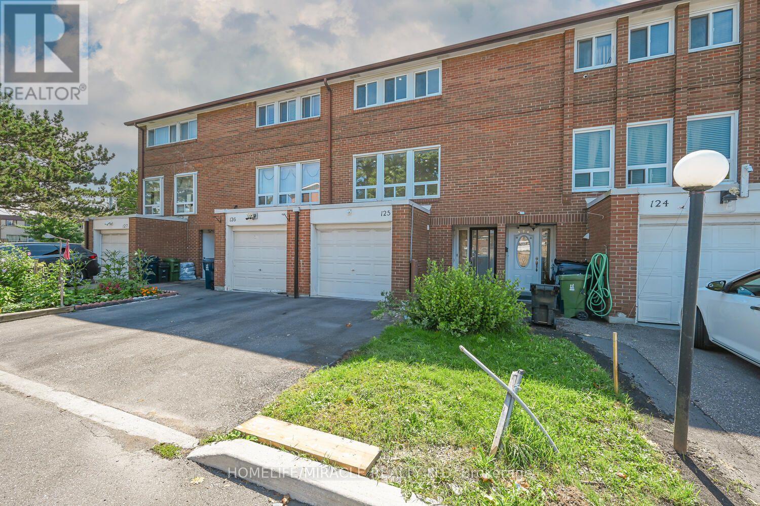 125 - 6466 Finch Avenue W, Toronto, ON - Outdoor