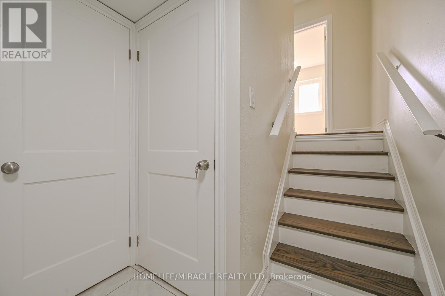 125 - 6466 Finch Avenue W, Toronto, ON - Indoor Photo Showing Other Room