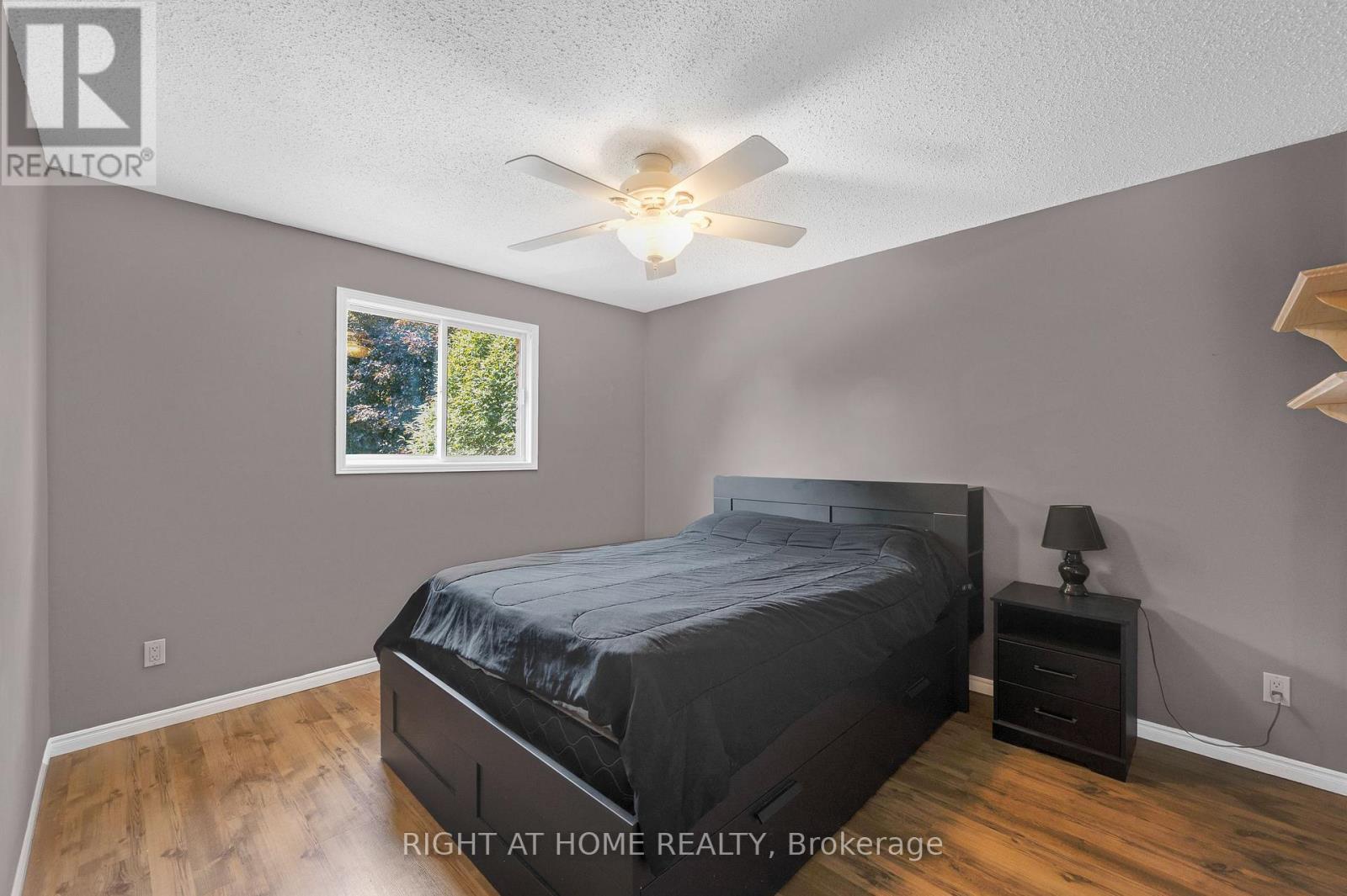 123 Benn Drive, Cambridge, ON - Indoor Photo Showing Bedroom