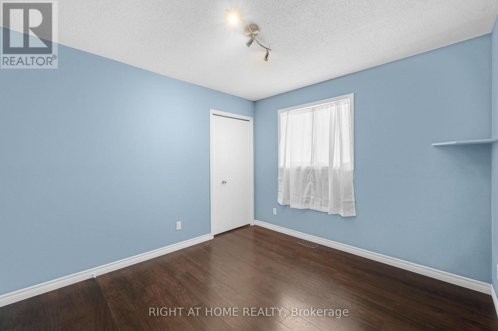 123 Benn Drive, Cambridge, ON - Indoor Photo Showing Other Room