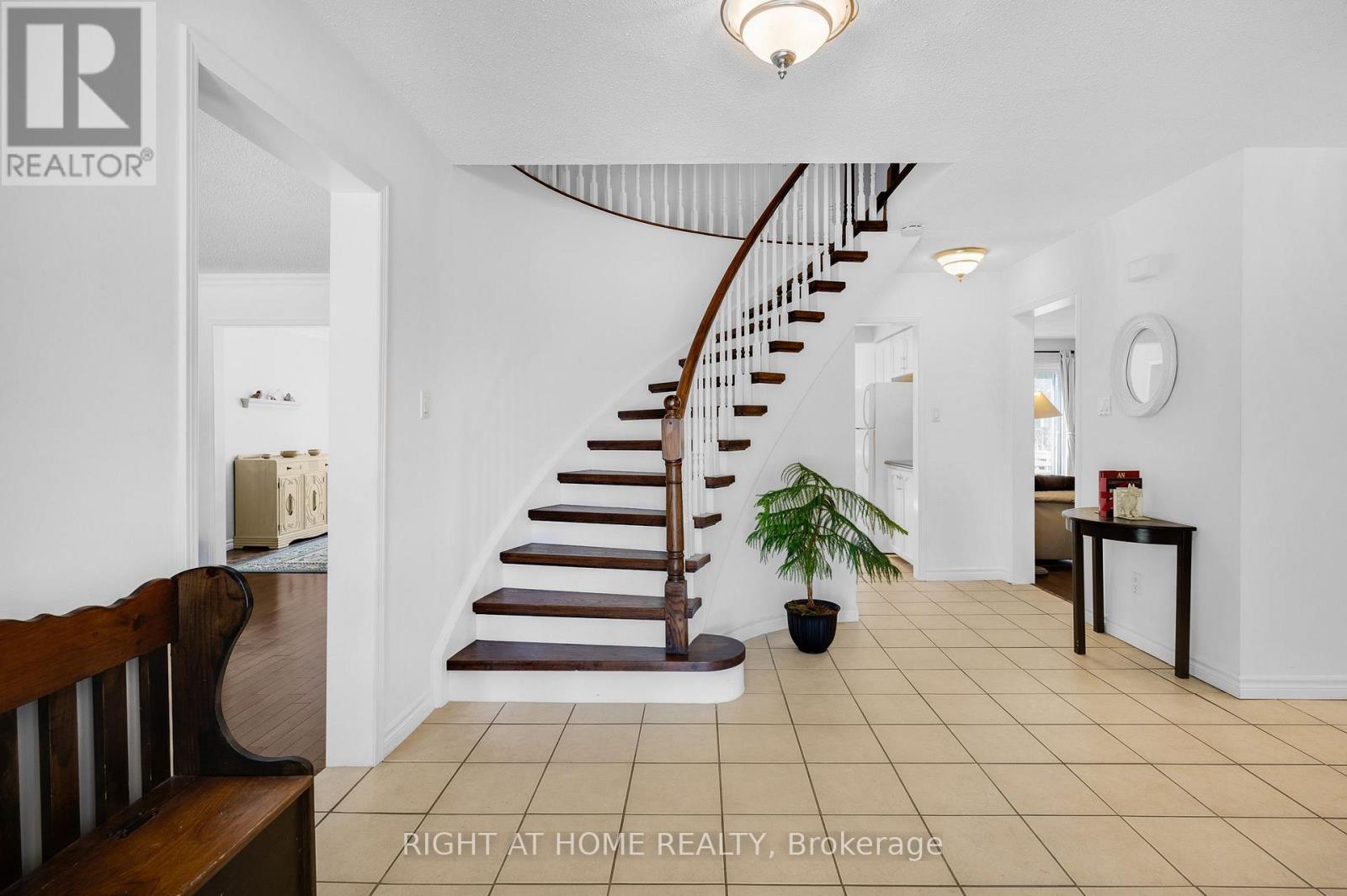 123 Benn Drive, Cambridge, ON - Indoor Photo Showing Other Room