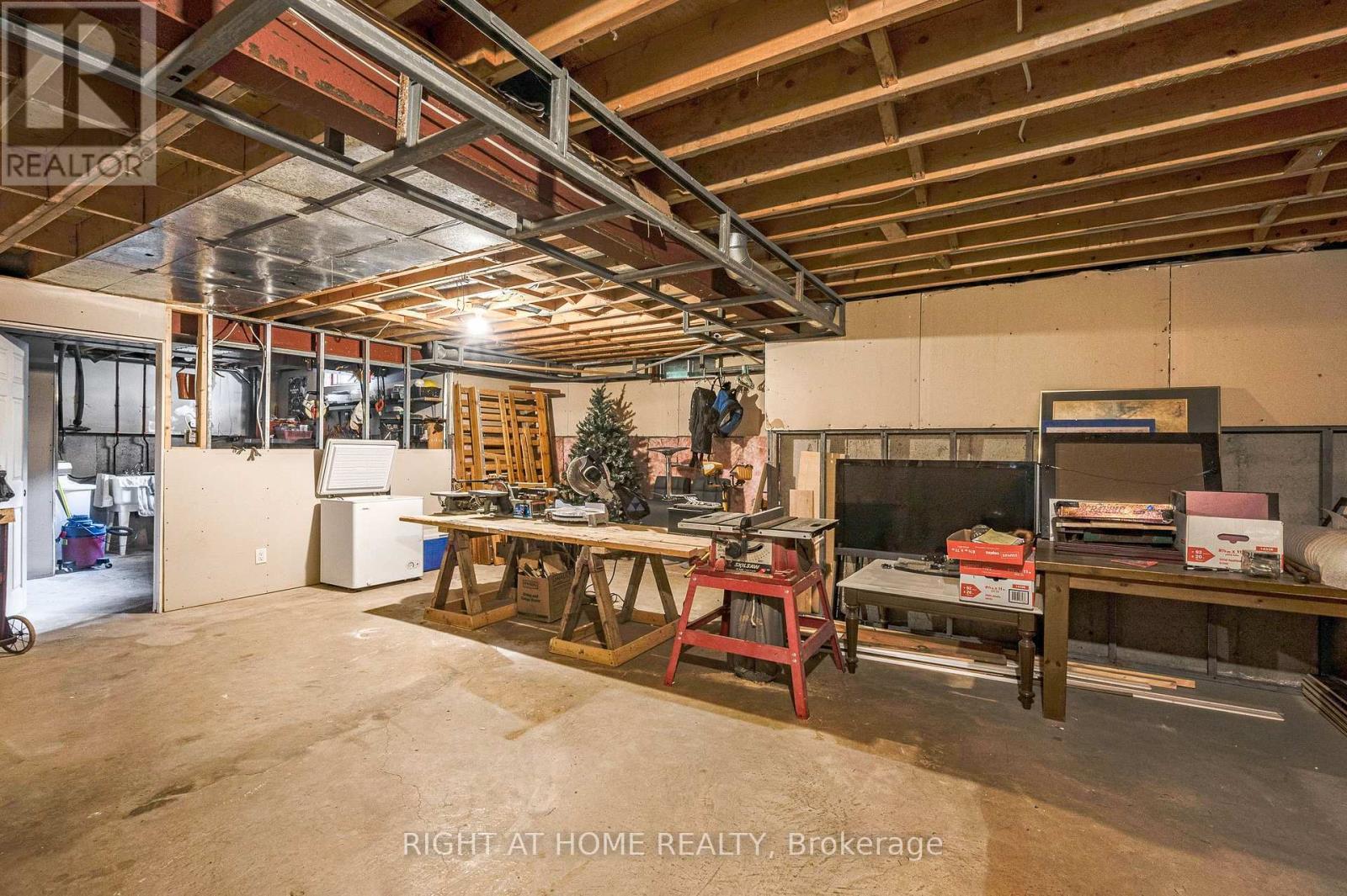 123 Benn Drive, Cambridge, ON - Indoor Photo Showing Basement
